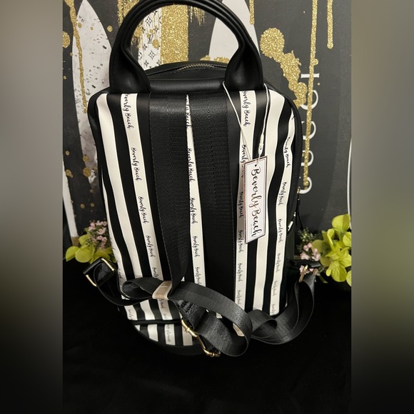 Beverly Beach Bondi Backpack Black NWT - Picture 3 of 6